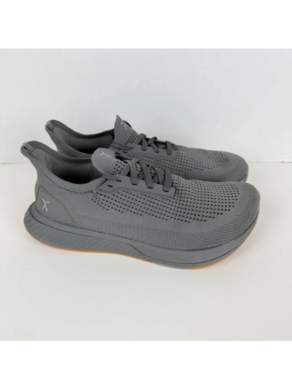 Flux Footwear Adapt Runner Grey / Gum Men’s Size 9 Minimalist Shoes